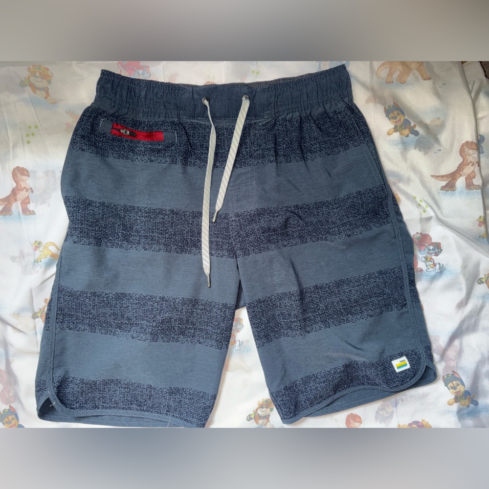Vuori grey banks charcoal striped shorts